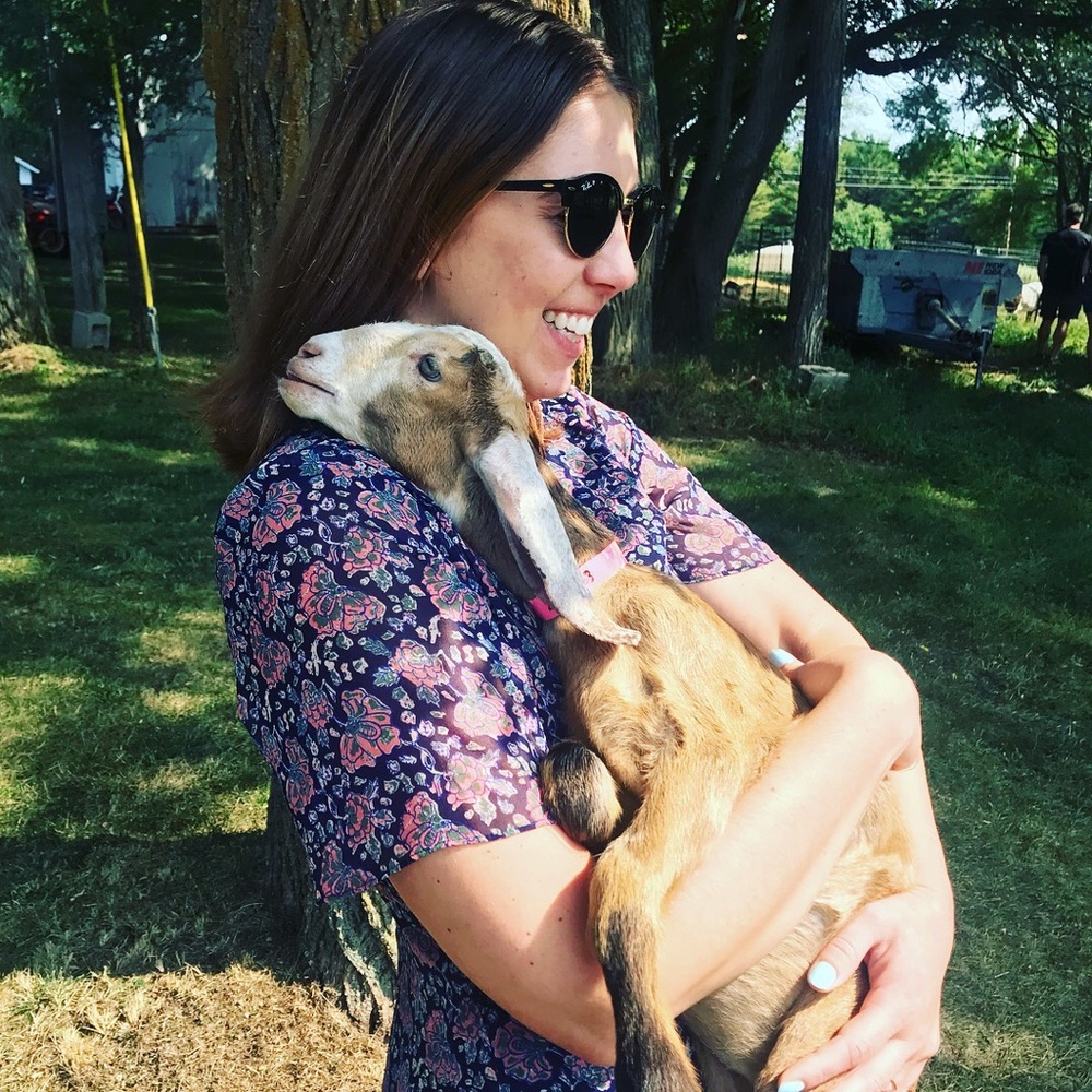 Meet your Posher, Andrea